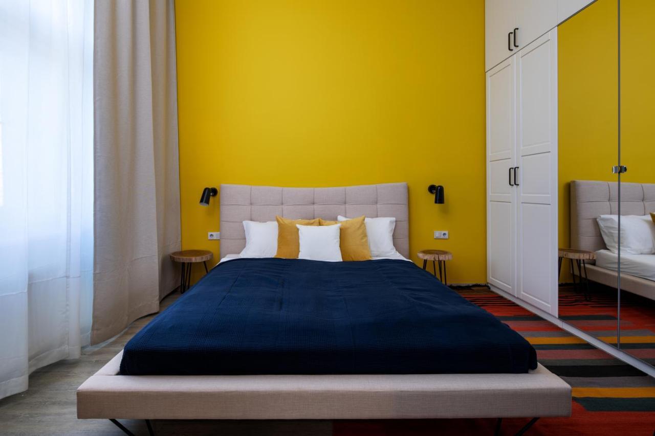 Designer Apartments In New Town By Prague Days - "Included Everything We Needed And More" 外观 照片