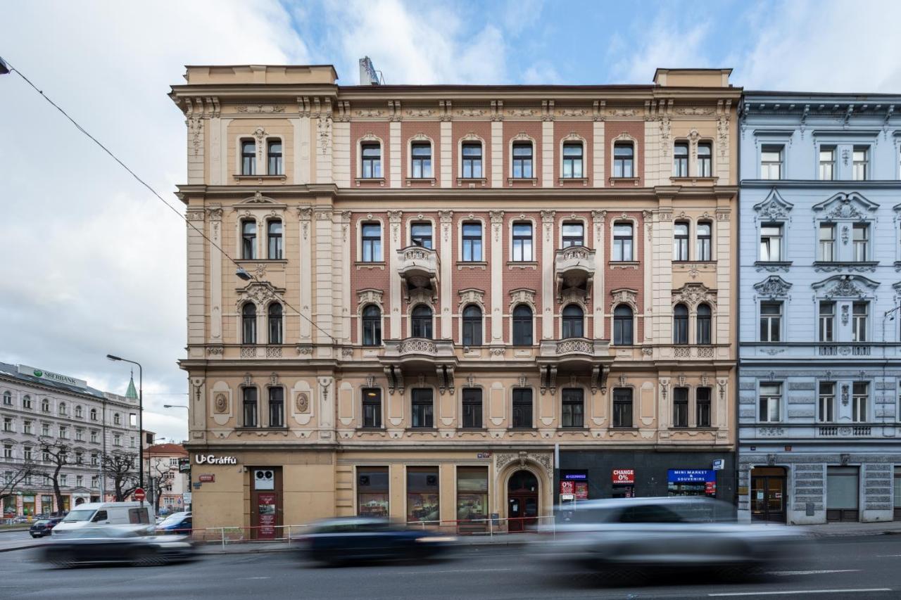 Designer Apartments In New Town By Prague Days - "Included Everything We Needed And More" 外观 照片